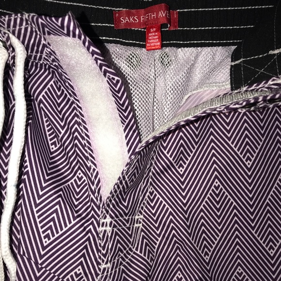 Saks Fifth Avenue Men’s Board Shorts - Picture 6 of 8